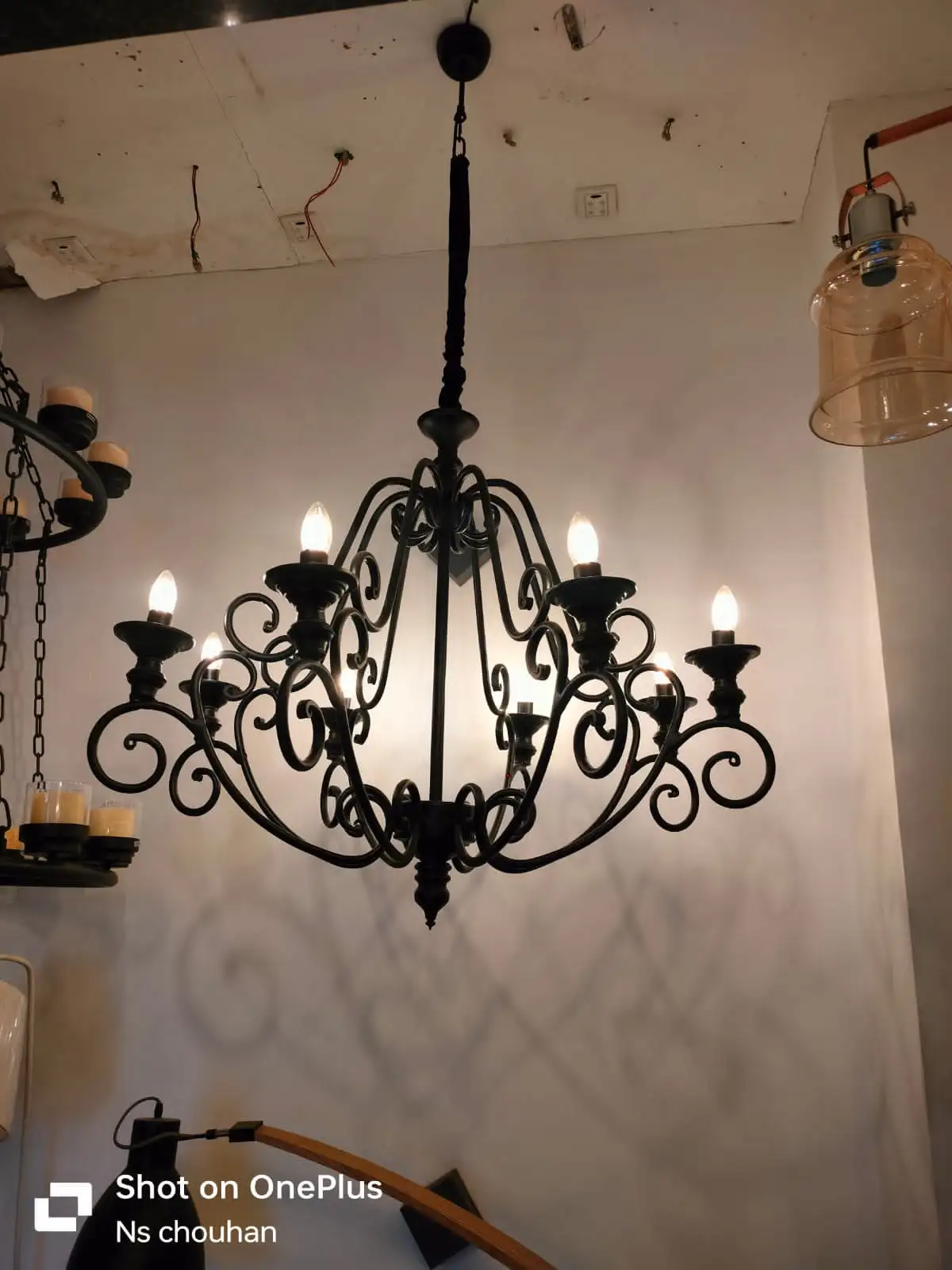 Chandelier 4