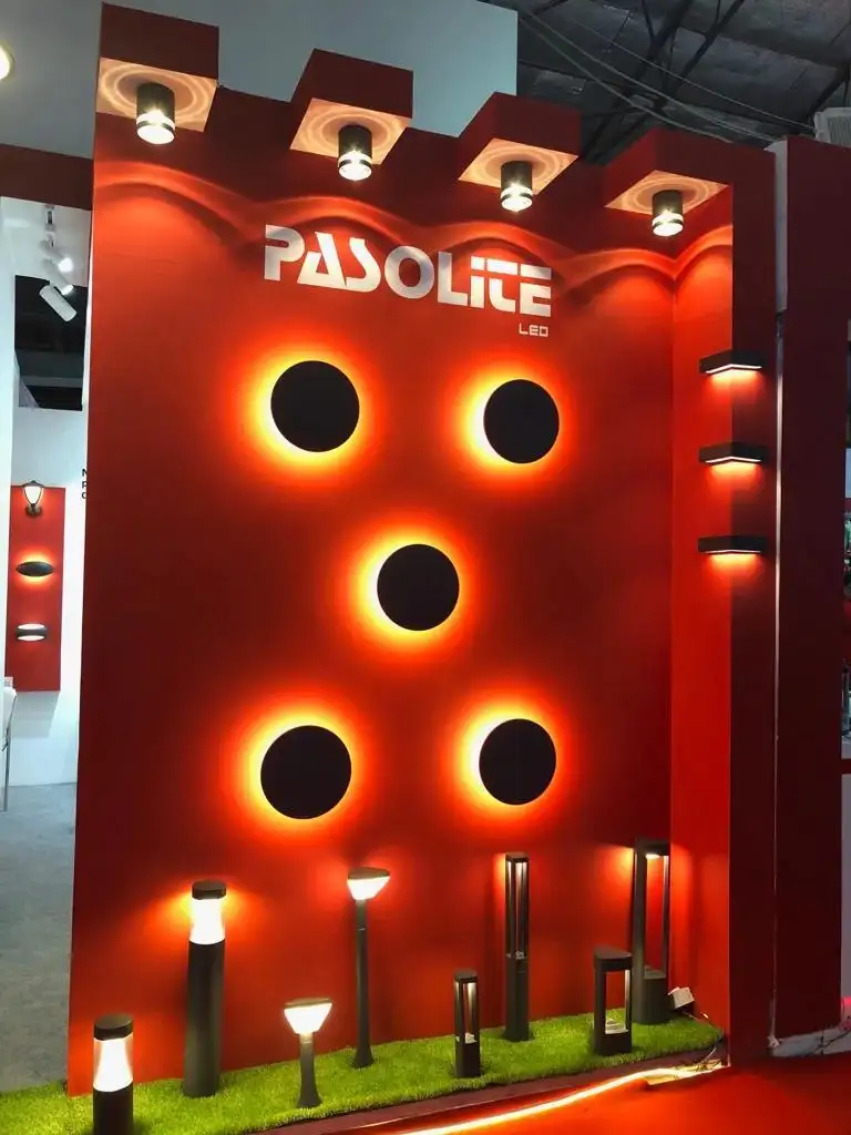 Facade Light 4