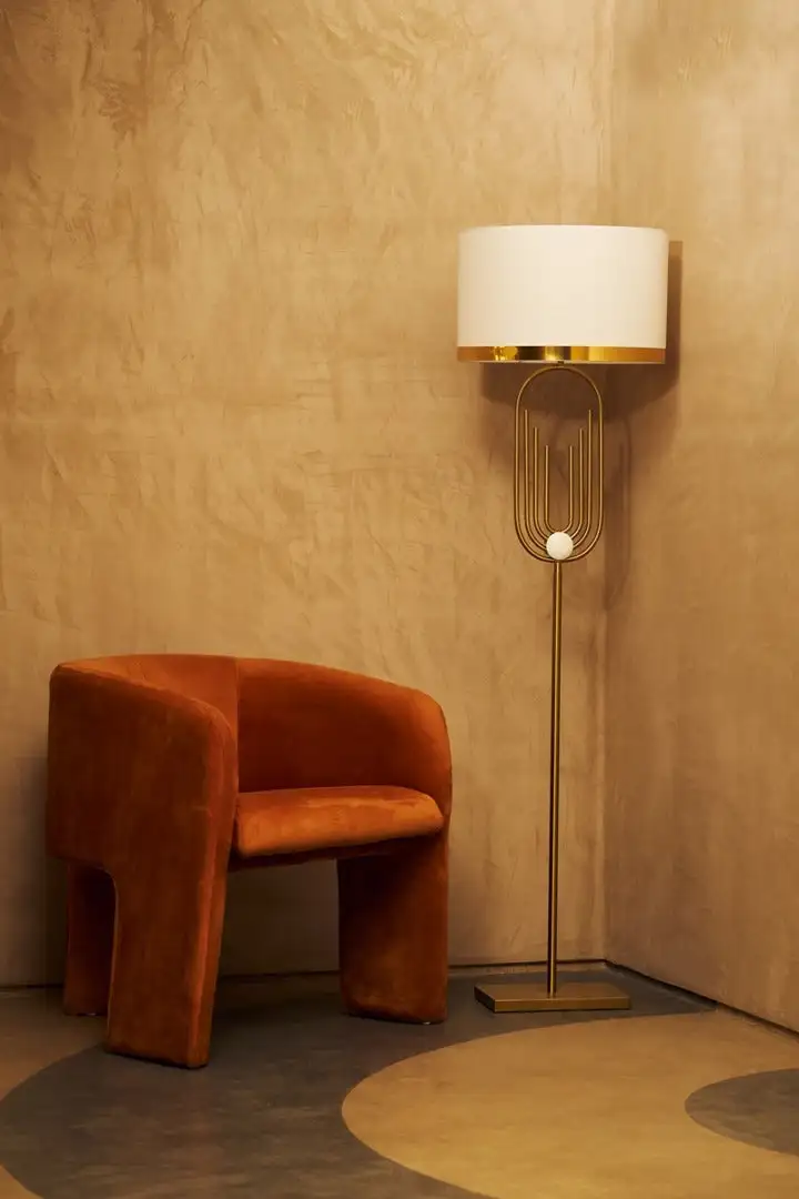 Floor Lamp 1