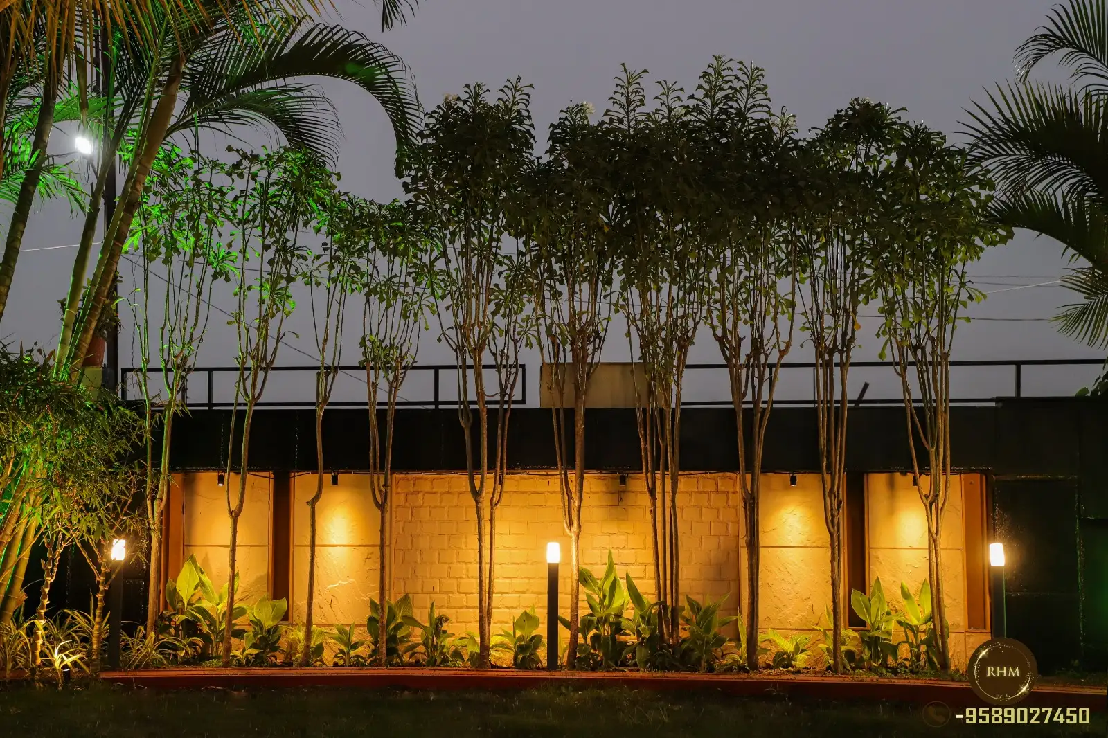 Outdoor Light 1