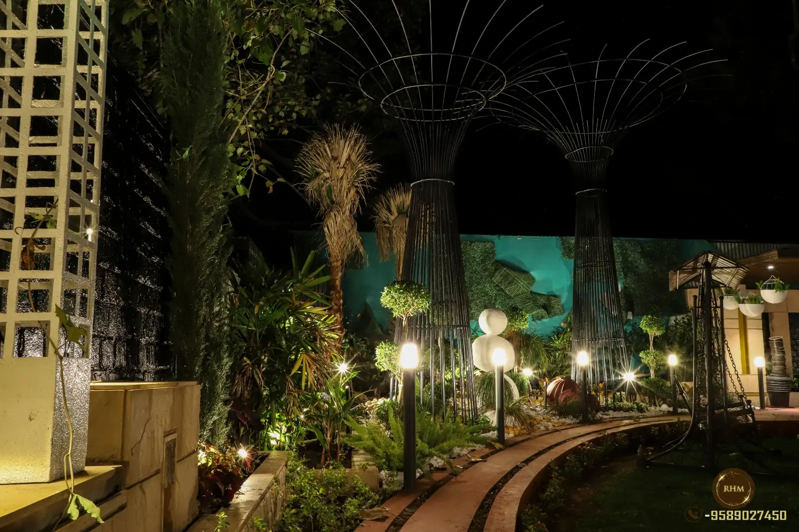Outdoor Light 1