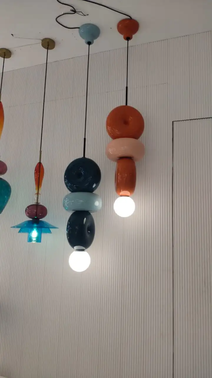 Pendant 4