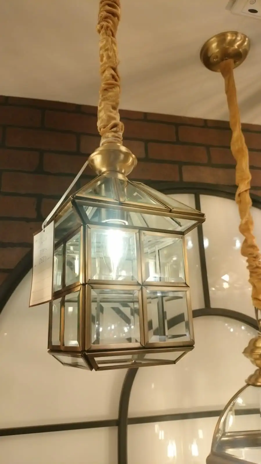 Pendant 4